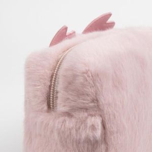 STITCH плюшен козметичен несесер